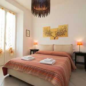 https://bronzino-53.it-tuscanyhotel.com